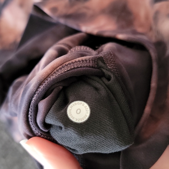 LULULEMON ALIGN™ HIGH-RISE CROP 23" -Diamond Dye Graphite Grey Pink Pastel - Picture 7 of 7